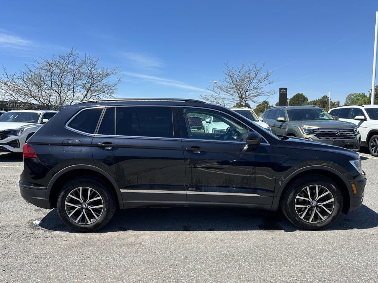 2018 Volkswagen Tiguan Comfortline 2.0T 8sp at w/Tip 4M Photo