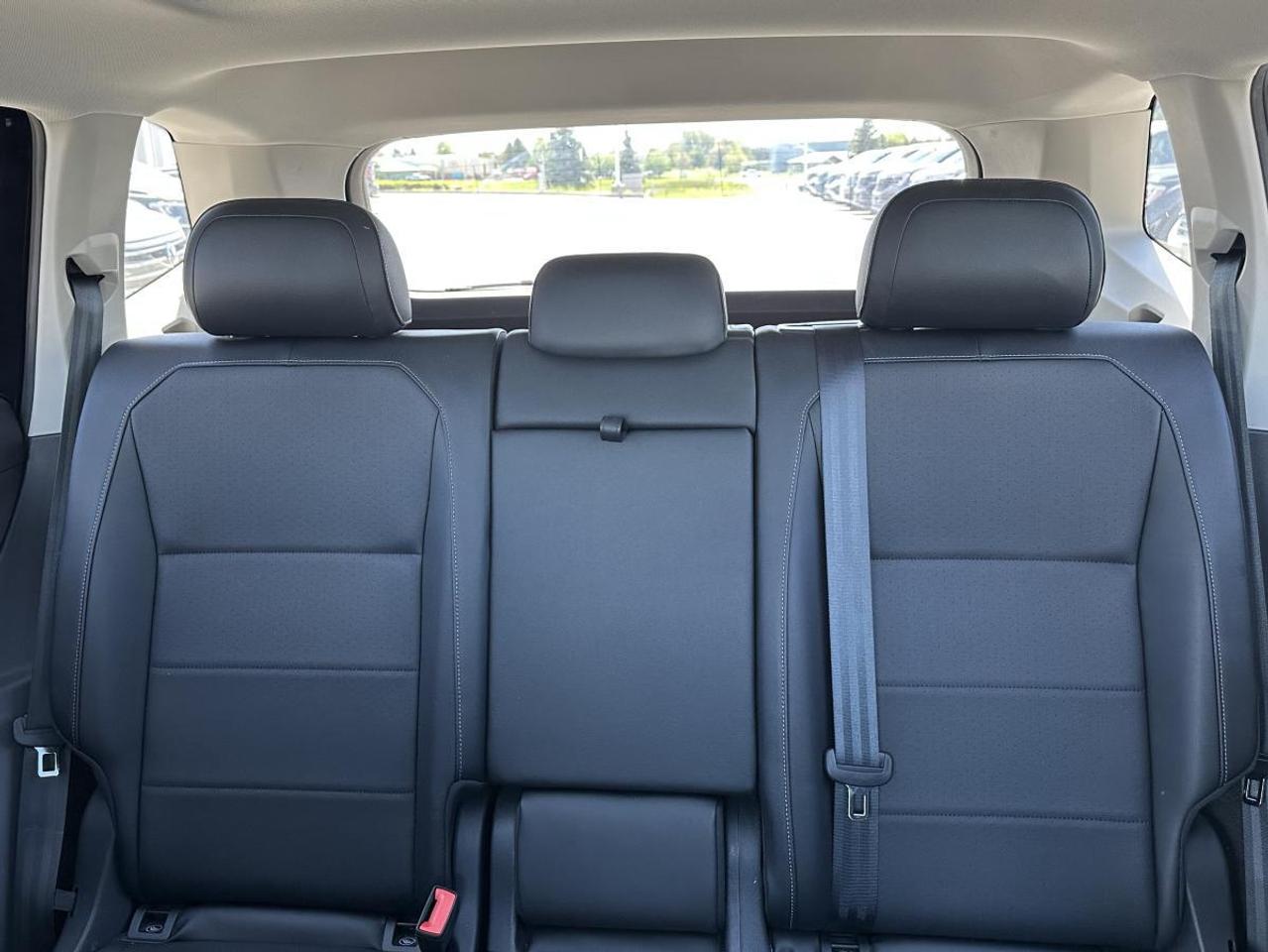 2018 Volkswagen Tiguan Comfortline 2.0T 8sp at w/Tip 4M Photo