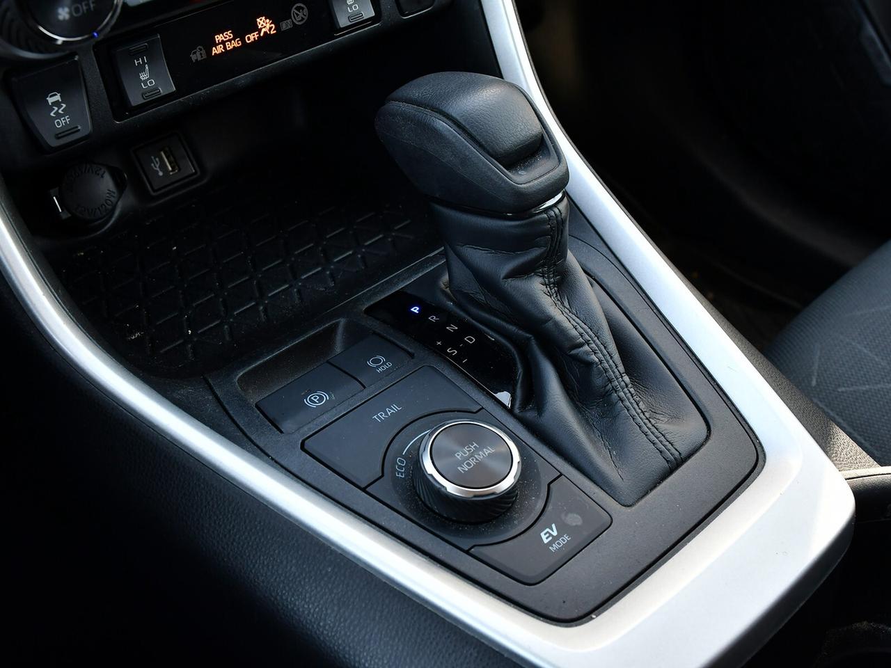 2024 Toyota RAV4 Hybrid HYBRID   RELIABLE   FUEL SAVINGS Photo