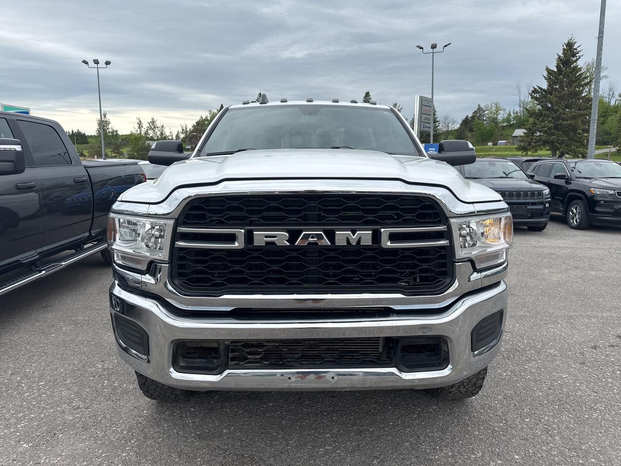 2021 RAM 3500 Tradesman - tow pkg - cruise control Photo