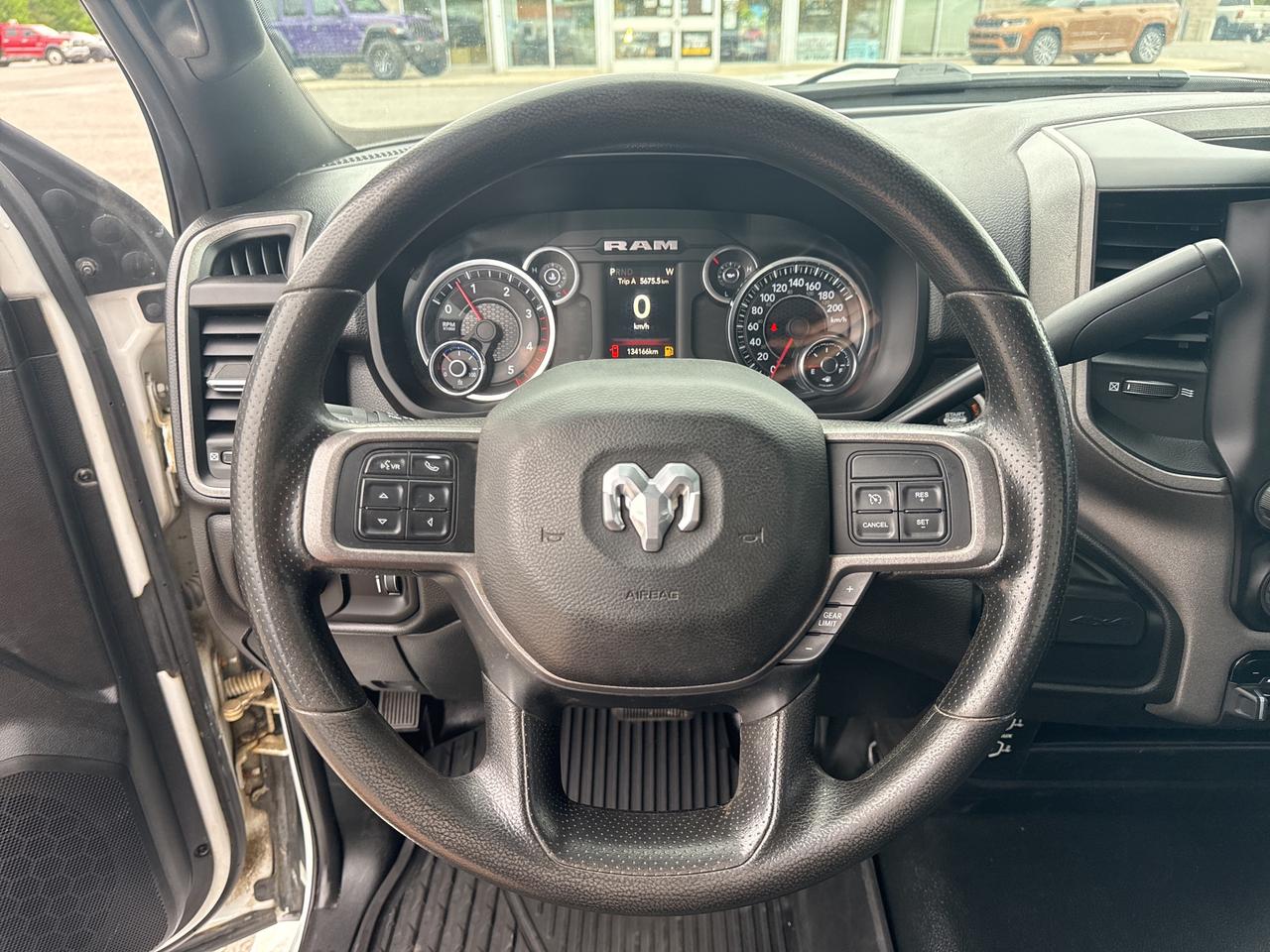 2021 RAM 3500 Tradesman - tow pkg - cruise control Photo