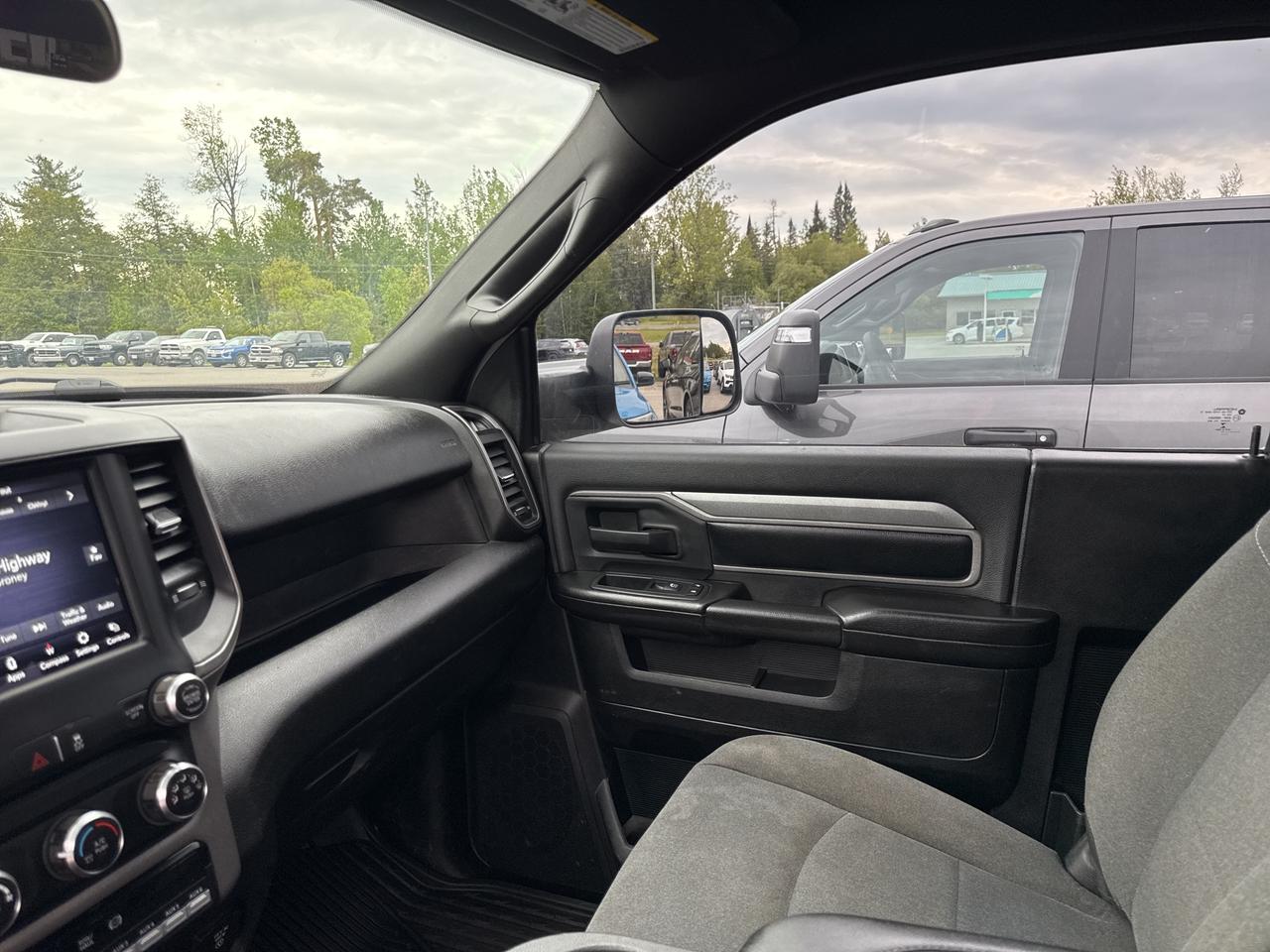 2021 RAM 3500 Tradesman - tow pkg - cruise control Photo