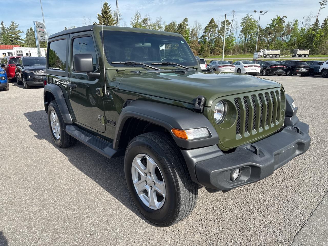 2022 Jeep Wrangler Sport S Photo