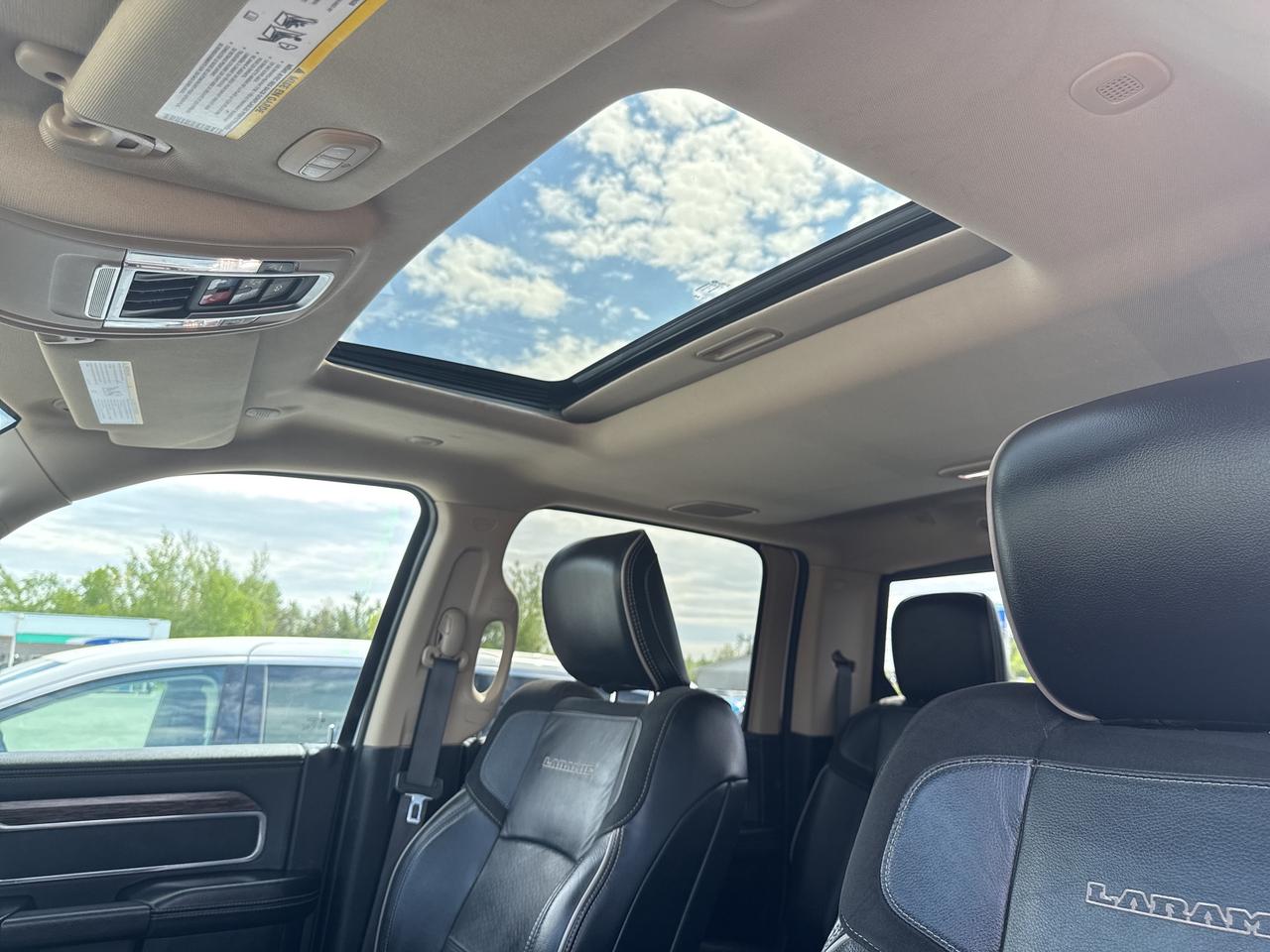 2021 RAM 2500 Laramie - tow pkg - sunroof Photo