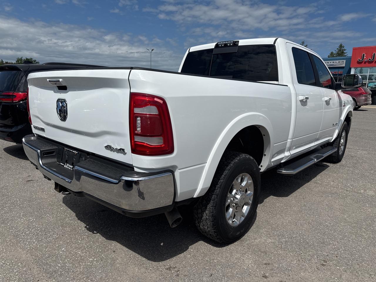 2021 RAM 2500 Laramie - tow pkg - sunroof Photo