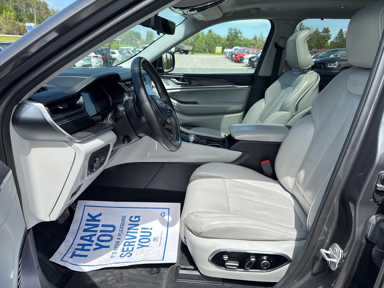 2021 Jeep Grand Cherokee L Overland - htd/vented massage seats - adaptive cru Photo
