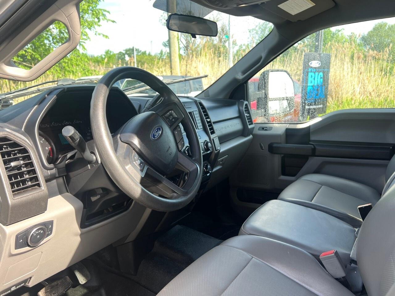 2019 Ford F-250 XL   TOW PKG   BRAKE CONTROLLER   SAFTIED Photo