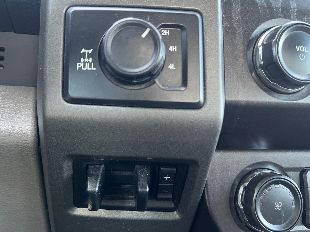 2019 Ford F-250 XL   TOW PKG   BRAKE CONTROLLER   SAFTIED Photo