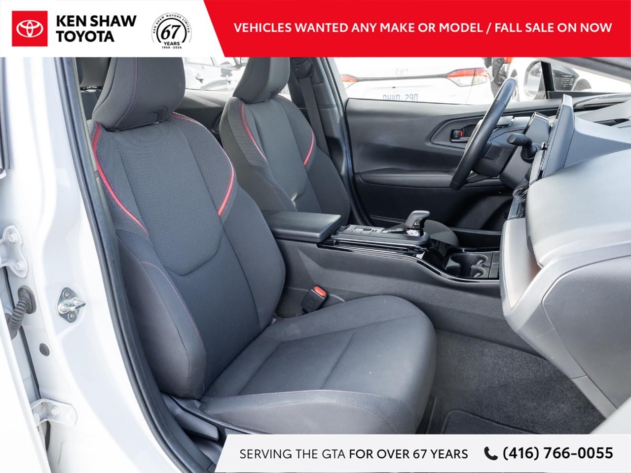 2024 Toyota Prius Prime SE 5dr Hatchback Photo