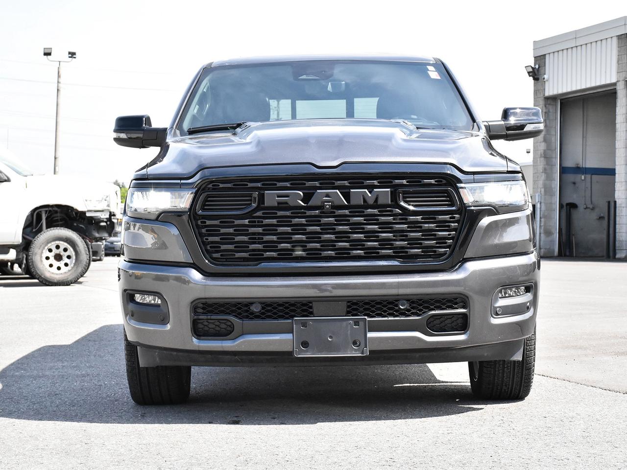 2025 RAM 1500 SPORT Photo