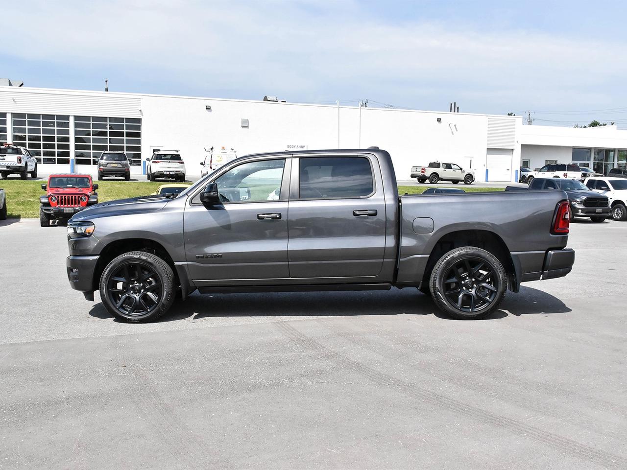 2025 RAM 1500 SPORT Photo
