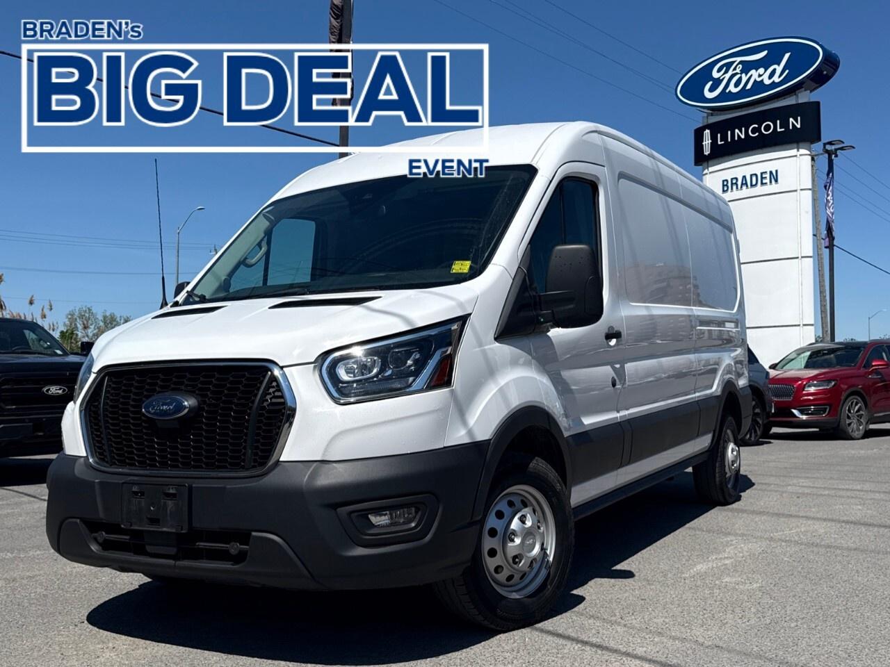 2023 Ford Transit Cargo Van BASE   AWD   LOW KM   NO ACCIDENTS Photo0