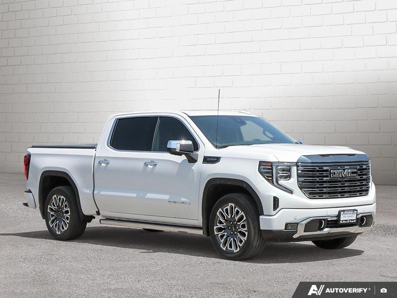 2024 GMC Sierra 1500 Crew Cab Short Box 4-Wheel Drive Denali Ultimate Photo