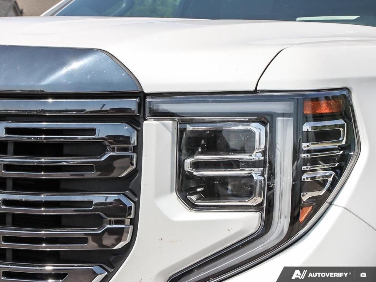 2024 GMC Sierra 1500 Crew Cab Short Box 4-Wheel Drive Denali Ultimate Photo