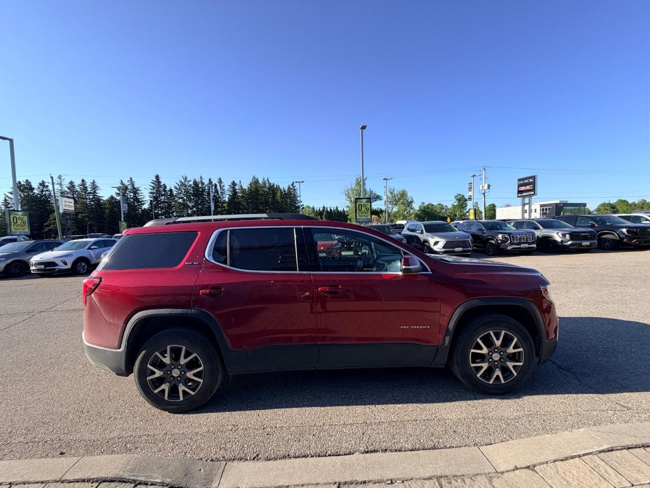2020 GMC Acadia AWD SLE Photo