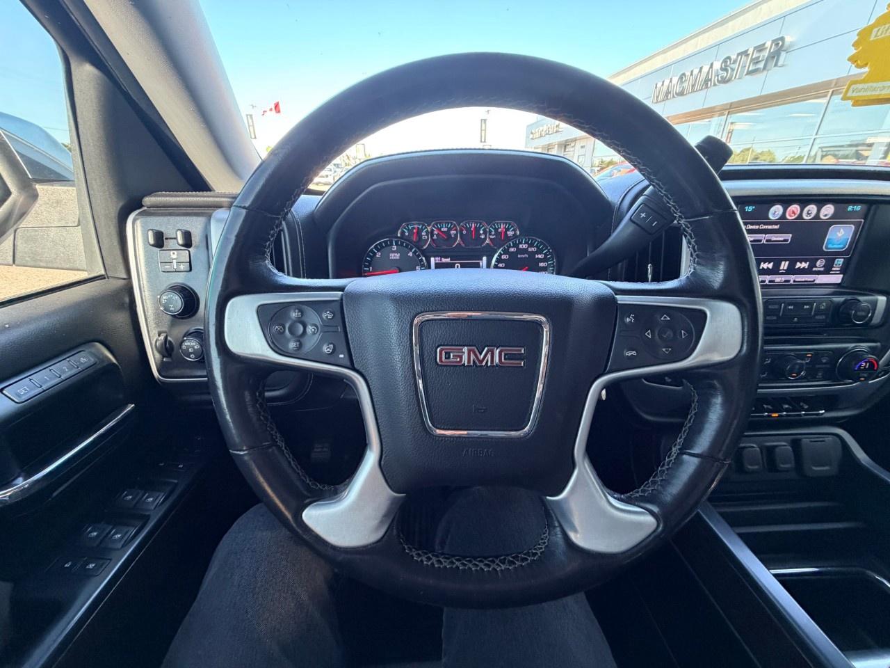2018 GMC Sierra 1500 4WD CREW CAB SHORT BOX SLT Photo