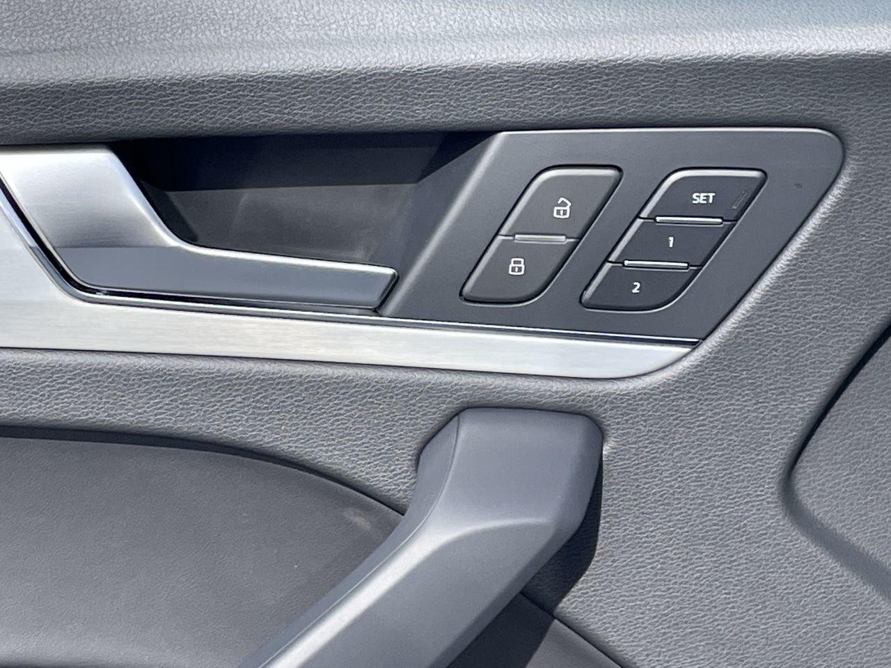 2023 Audi Q5 45 2.0T Progressiv quattro 7sp S Tronic   One Owne Photo