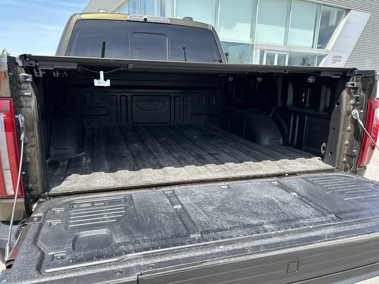 2024 Ford F-150 4x4 SuperCrew RAPTOR - 145 WB  Clean Accident-Free Photo