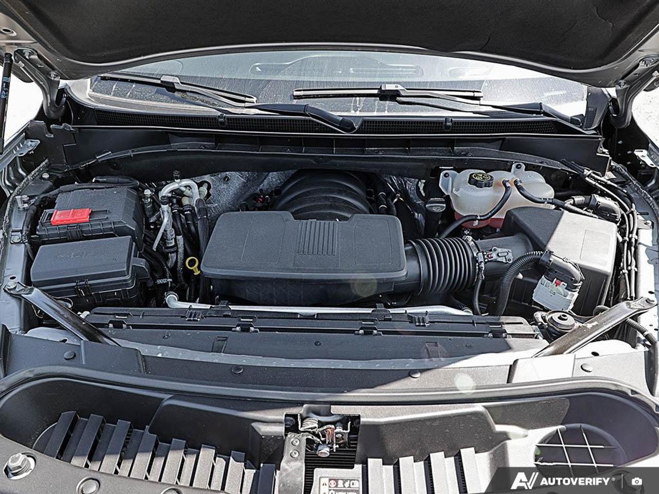2023 GMC Yukon XL 4WD 4dr SLT Photo