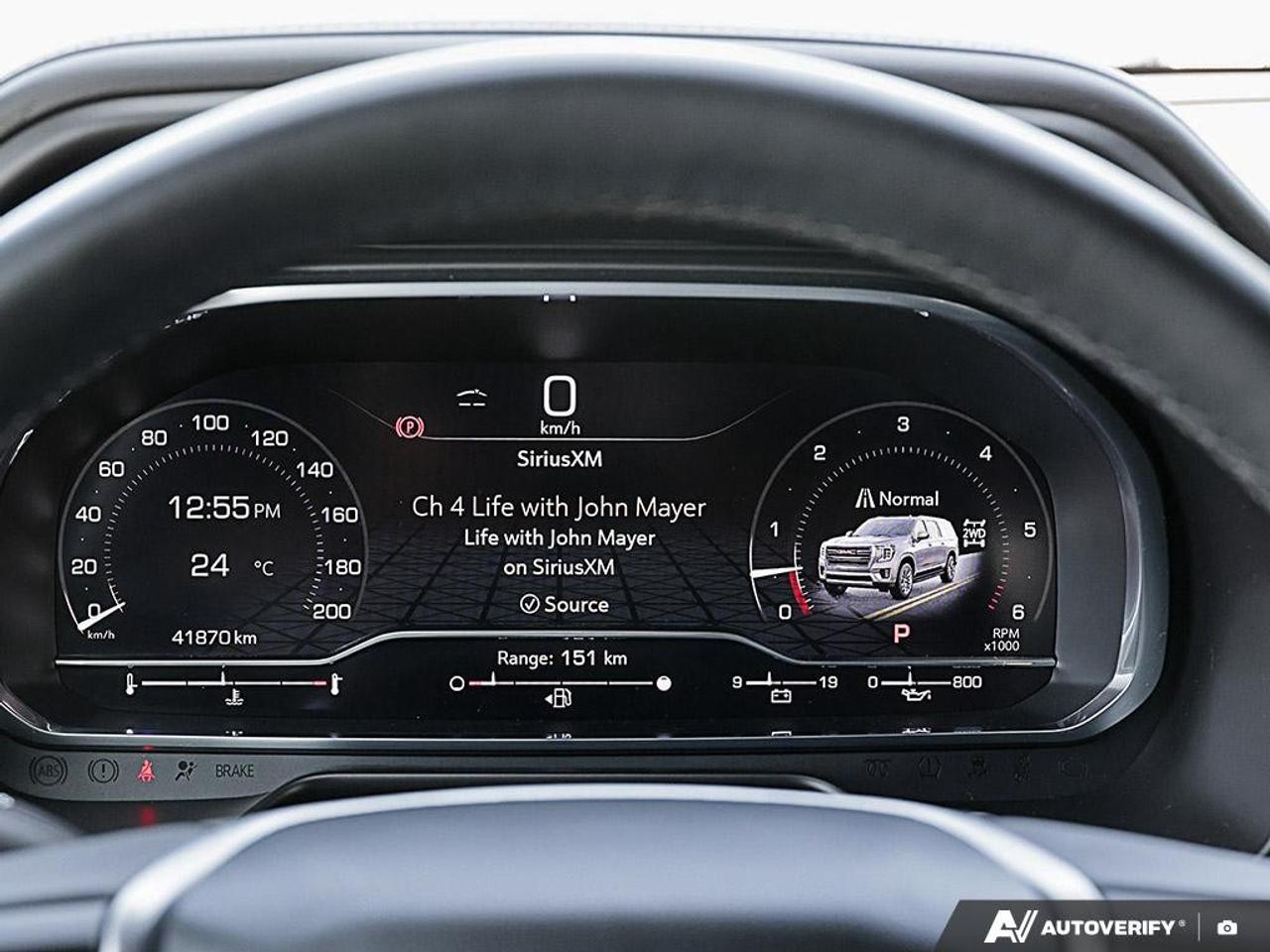 2023 GMC Yukon XL 4WD 4dr SLT Photo
