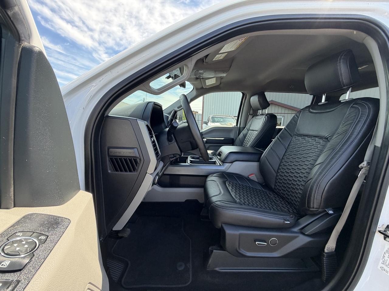 2019 Ford F-250 XLT LEVEL/WHEEL/TIRE/LEATHER PKG!! Photo