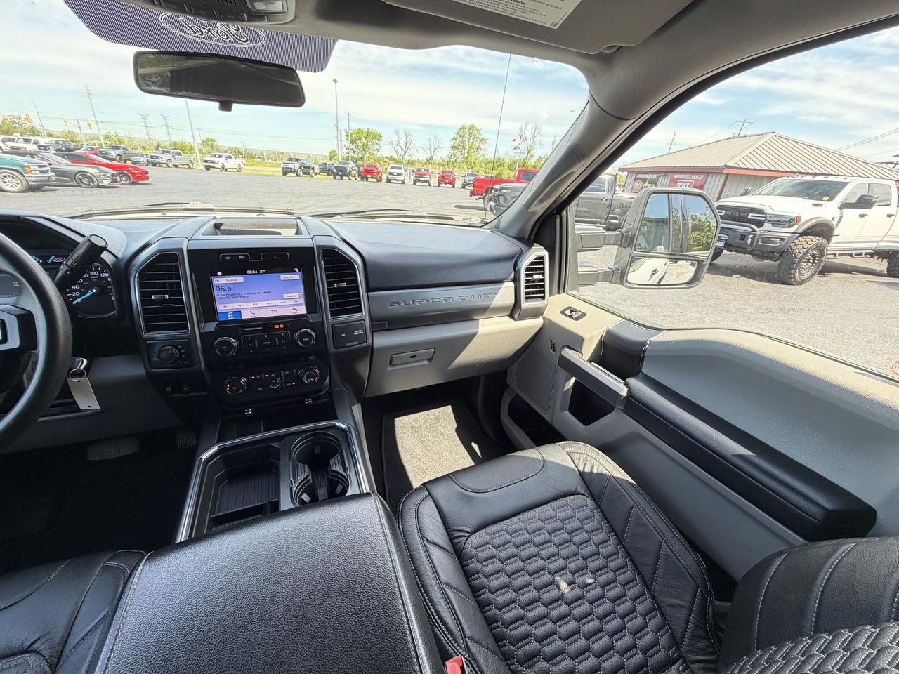 2019 Ford F-250 XLT LEVEL/WHEEL/TIRE/LEATHER PKG!! Photo
