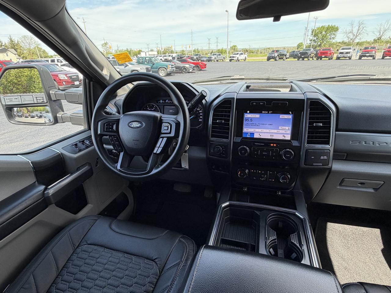 2019 Ford F-250 XLT LEVEL/WHEEL/TIRE/LEATHER PKG!! Photo