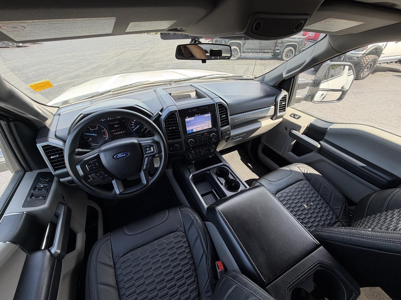 2019 Ford F-250 XLT LEVEL/WHEEL/TIRE/LEATHER PKG!! Photo