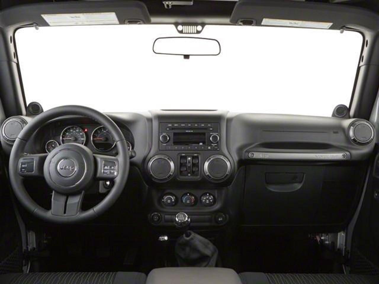 2012 Jeep WRANGLER UNLIMITED Sahara Photo