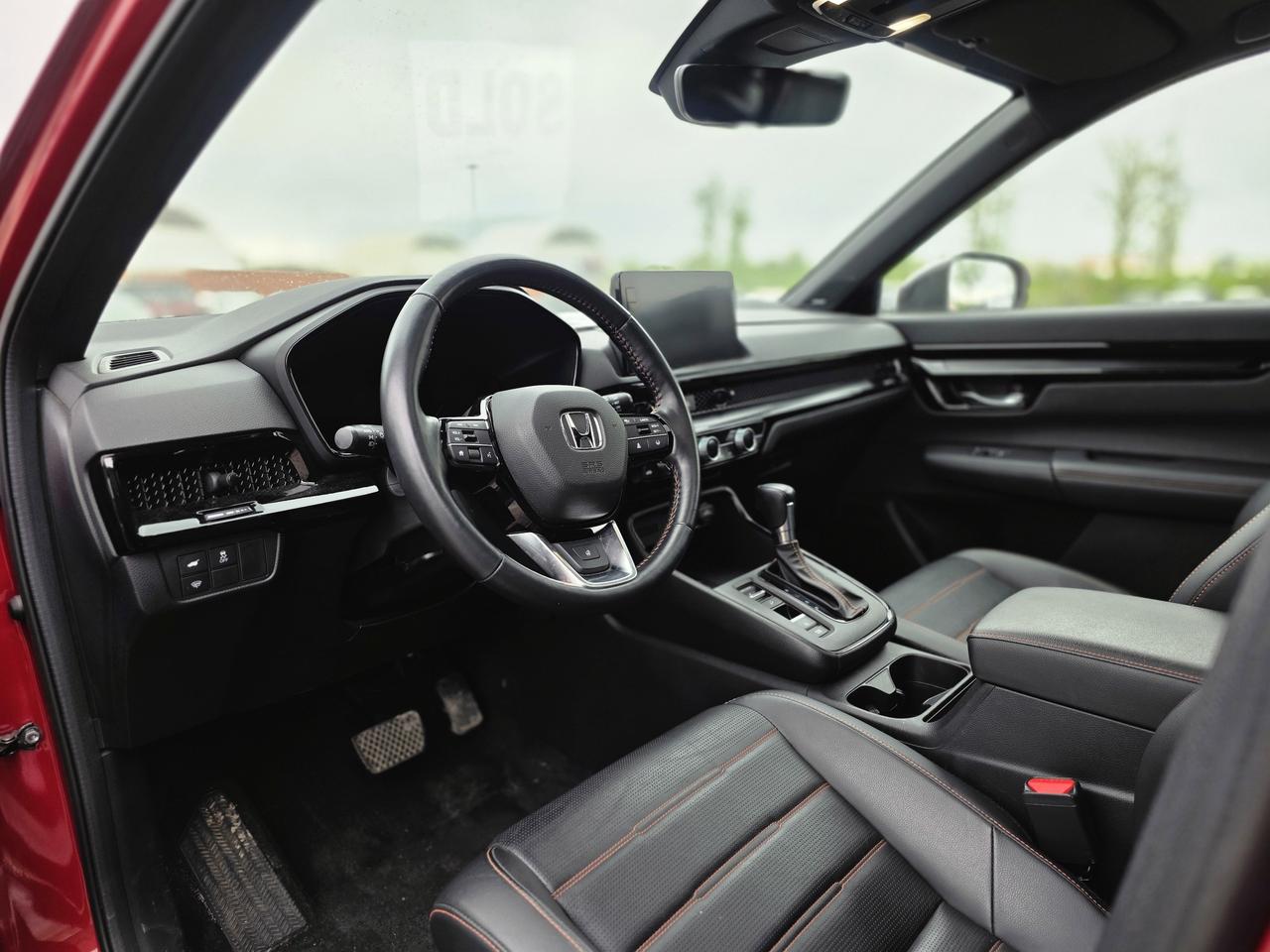 2023 Honda CR-V Hybrid Touring Photo