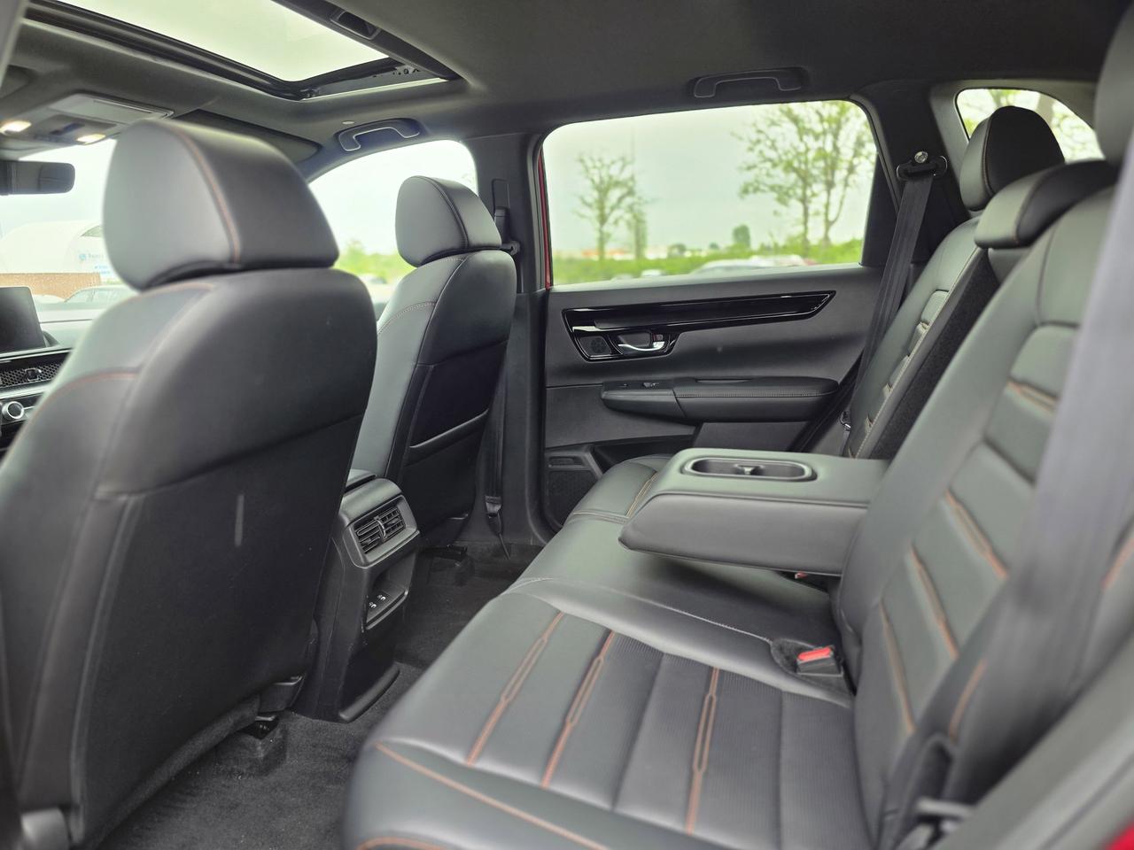 2023 Honda CR-V Hybrid Touring Photo