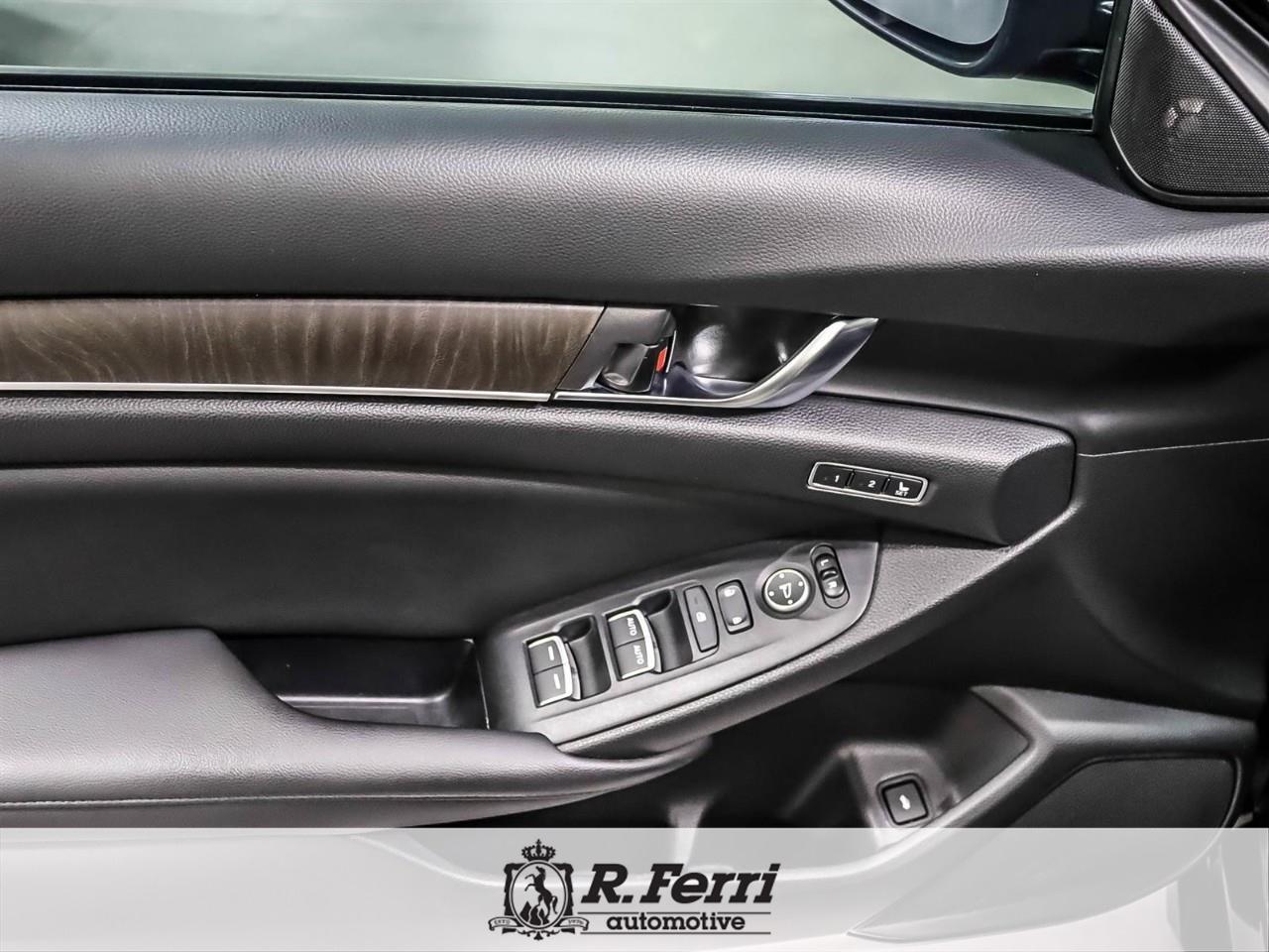 2020 Honda Accord Touring 1.5T 4dr Sedan Photo