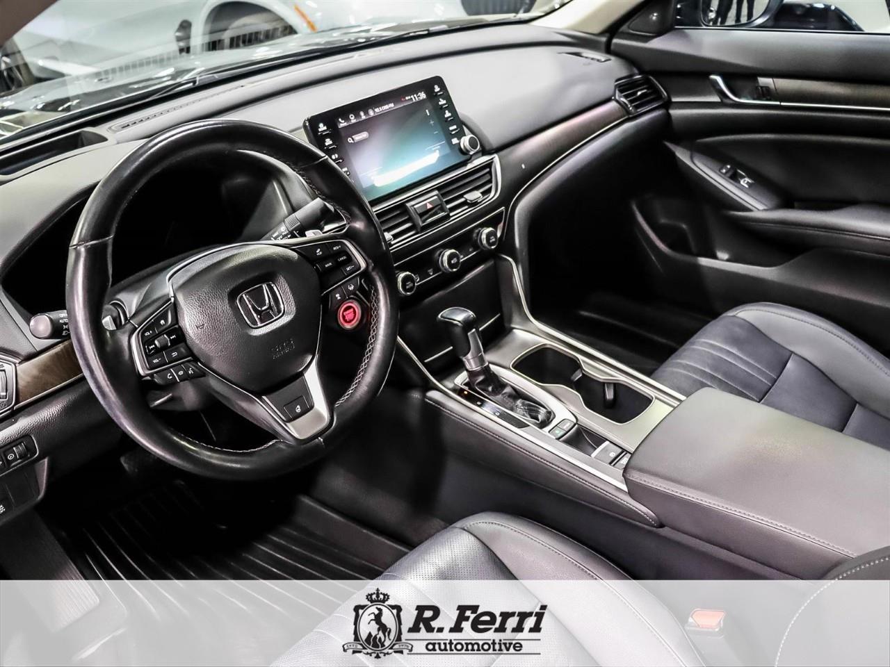 2020 Honda Accord Touring 1.5T 4dr Sedan Photo