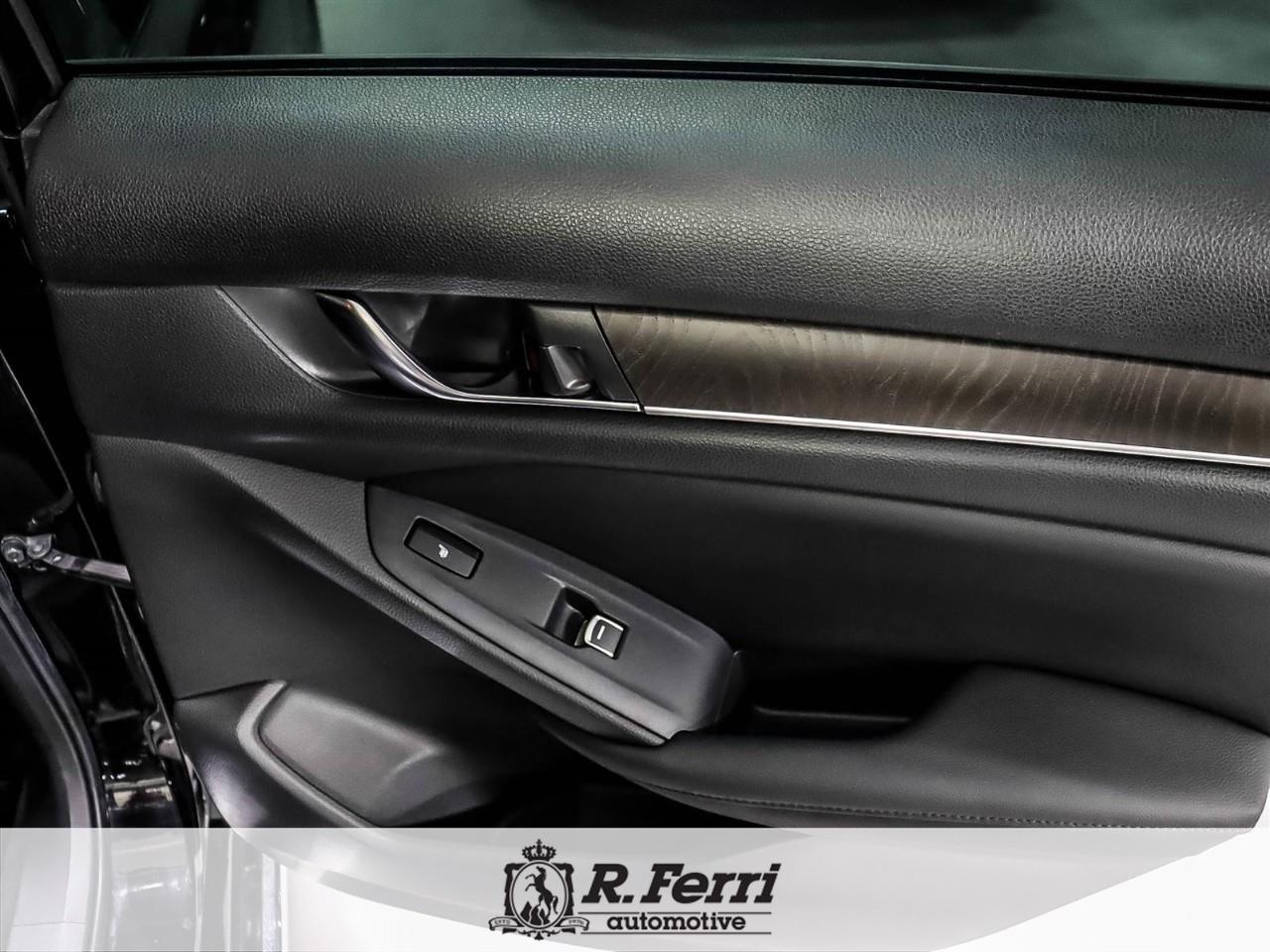 2020 Honda Accord Touring 1.5T 4dr Sedan Photo