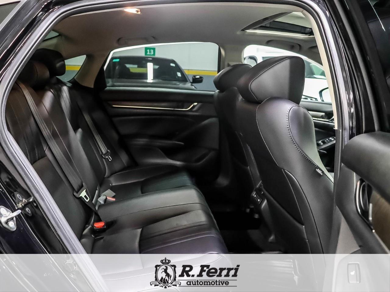2020 Honda Accord Touring 1.5T 4dr Sedan Photo