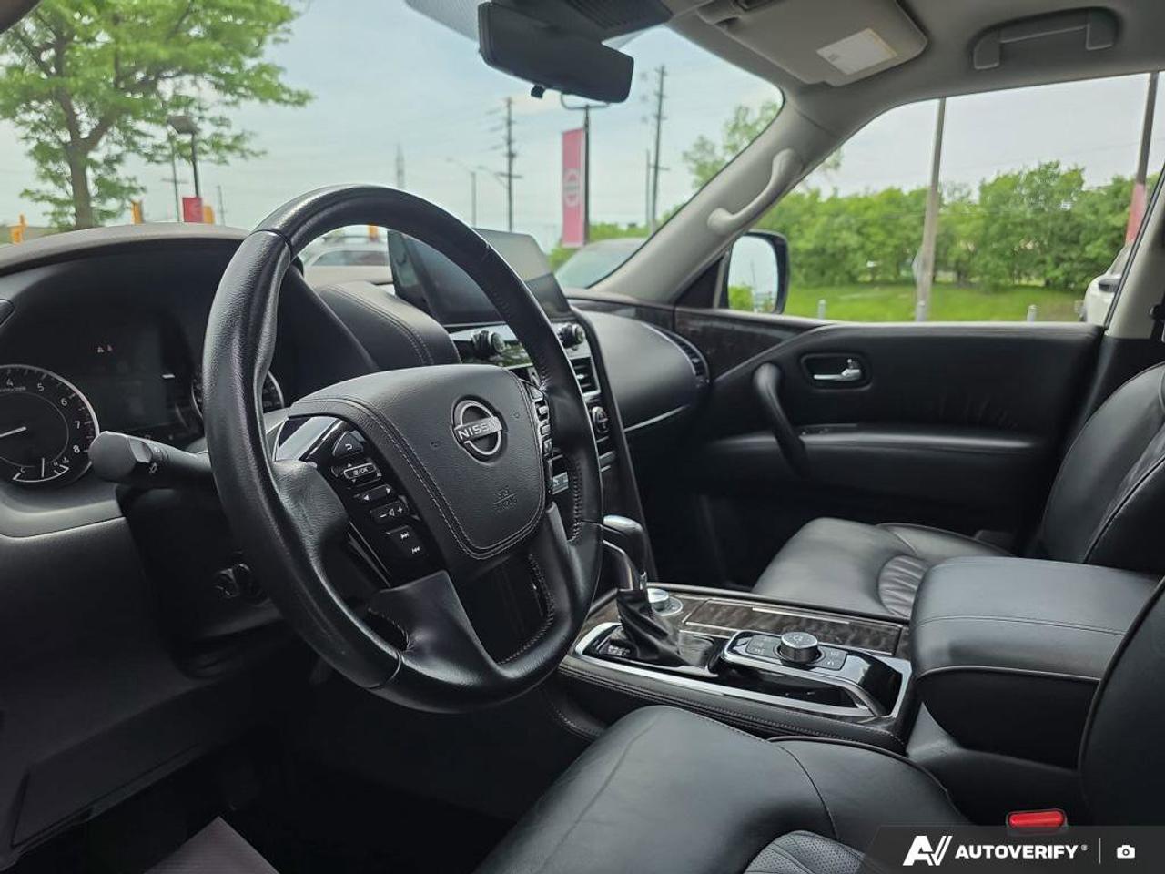 2023 Nissan Armada Platinum Photo