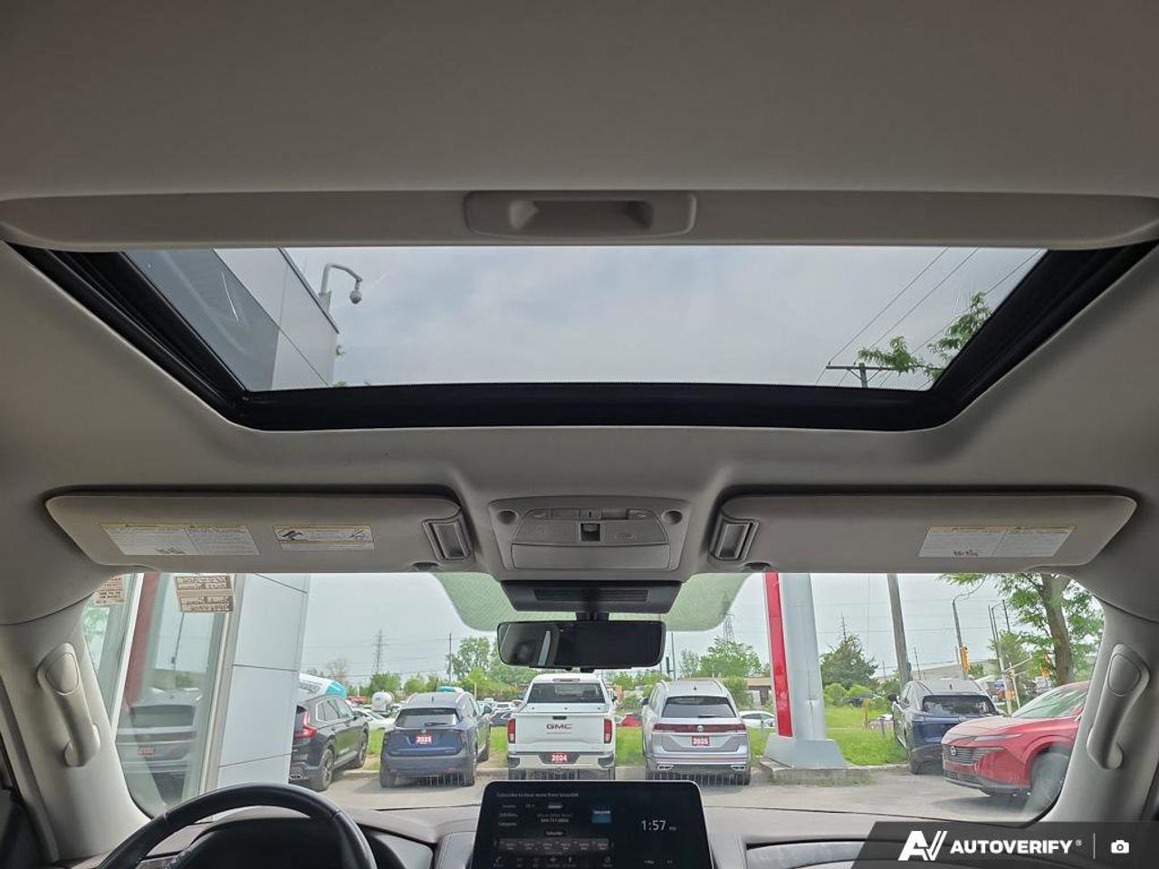 2023 Nissan Armada Platinum Photo