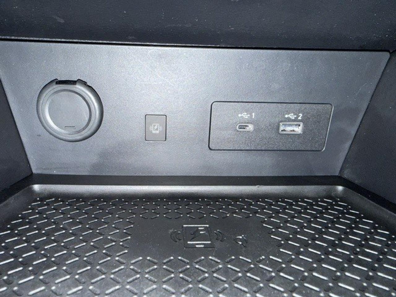 2025 Nissan Pathfinder SL 4dr 4x4 Photo