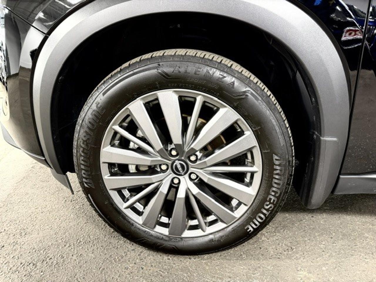 2025 Nissan Pathfinder SL 4dr 4x4 Photo