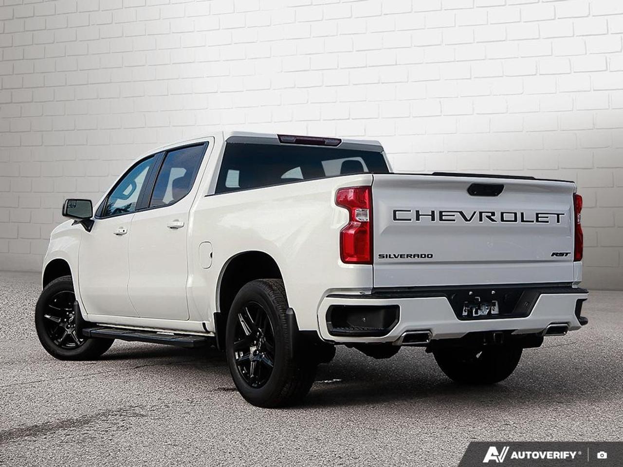 2023 Chevrolet Silverado 1500 Crew Cab Short Box 4-Wheel Drive RST Photo2