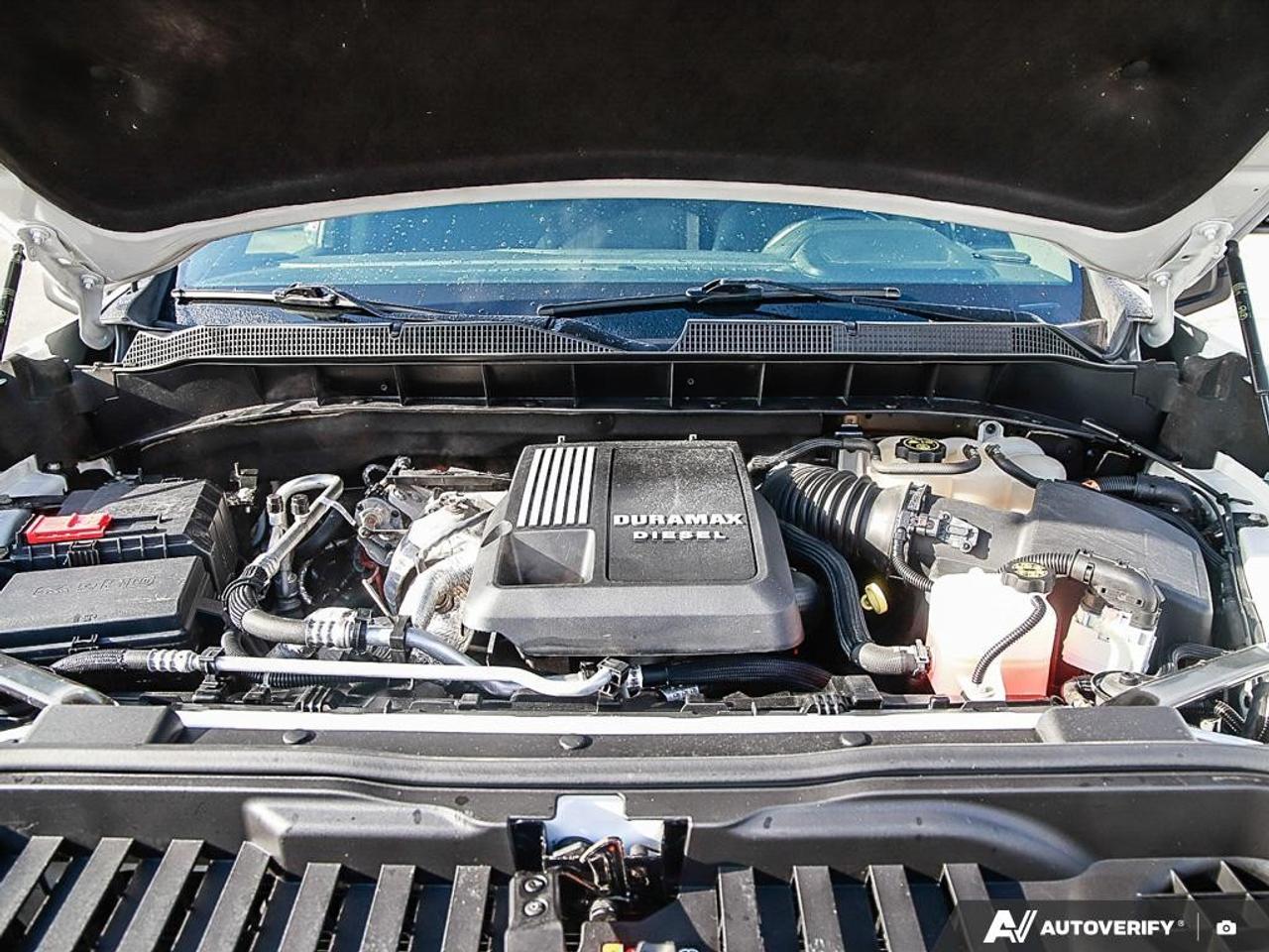 2023 Chevrolet Silverado 1500 Crew Cab Short Box 4-Wheel Drive RST Photo