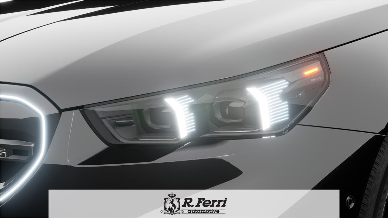 2027 BMW M5 Base 4dr All-Wheel Drive Sedan Photo