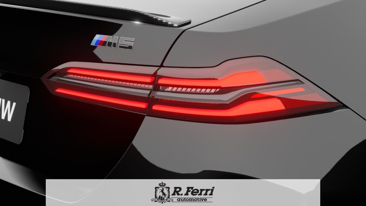 2027 BMW M5 Base 4dr All-Wheel Drive Sedan Photo