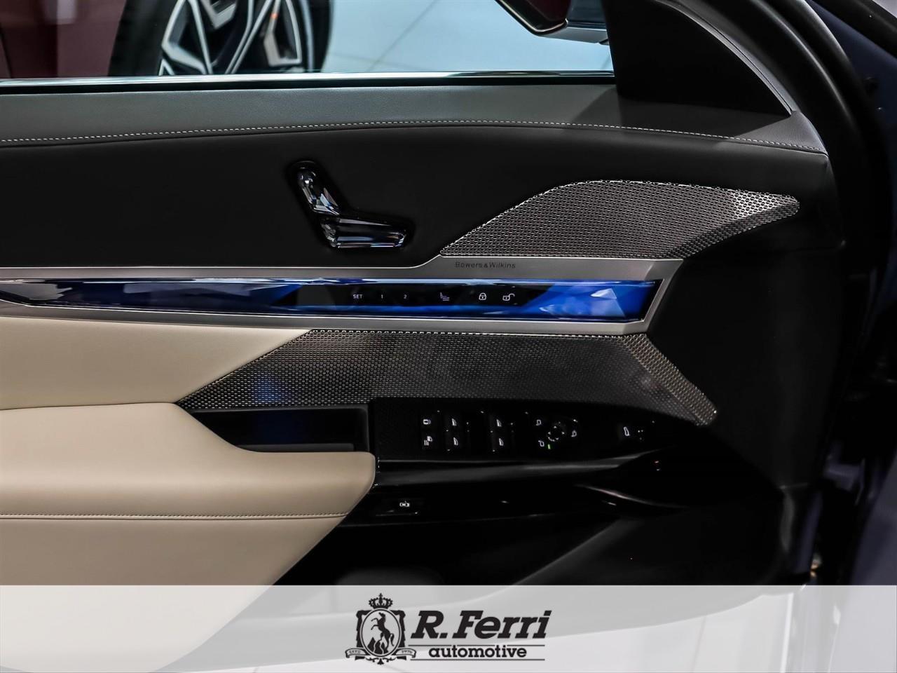 2023 BMW i7 xDrive60 4dr All-Wheel Drive Sedan Photo2