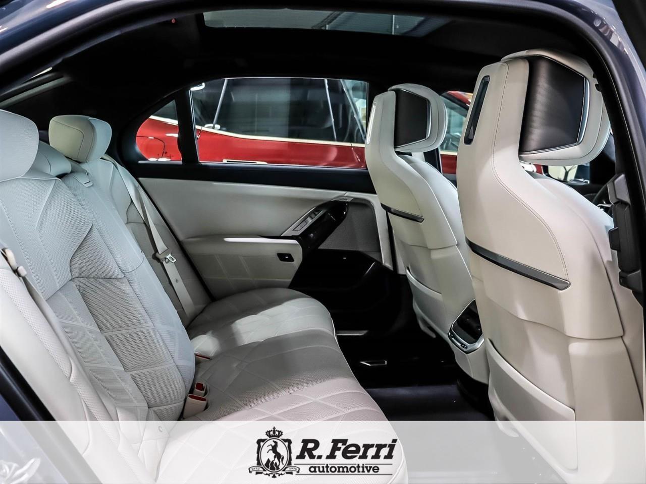 2023 BMW i7 xDrive60 4dr All-Wheel Drive Sedan Photo