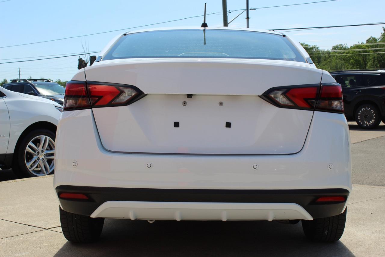 2022 Nissan Versa AS-IS Special, You safety you save Photo