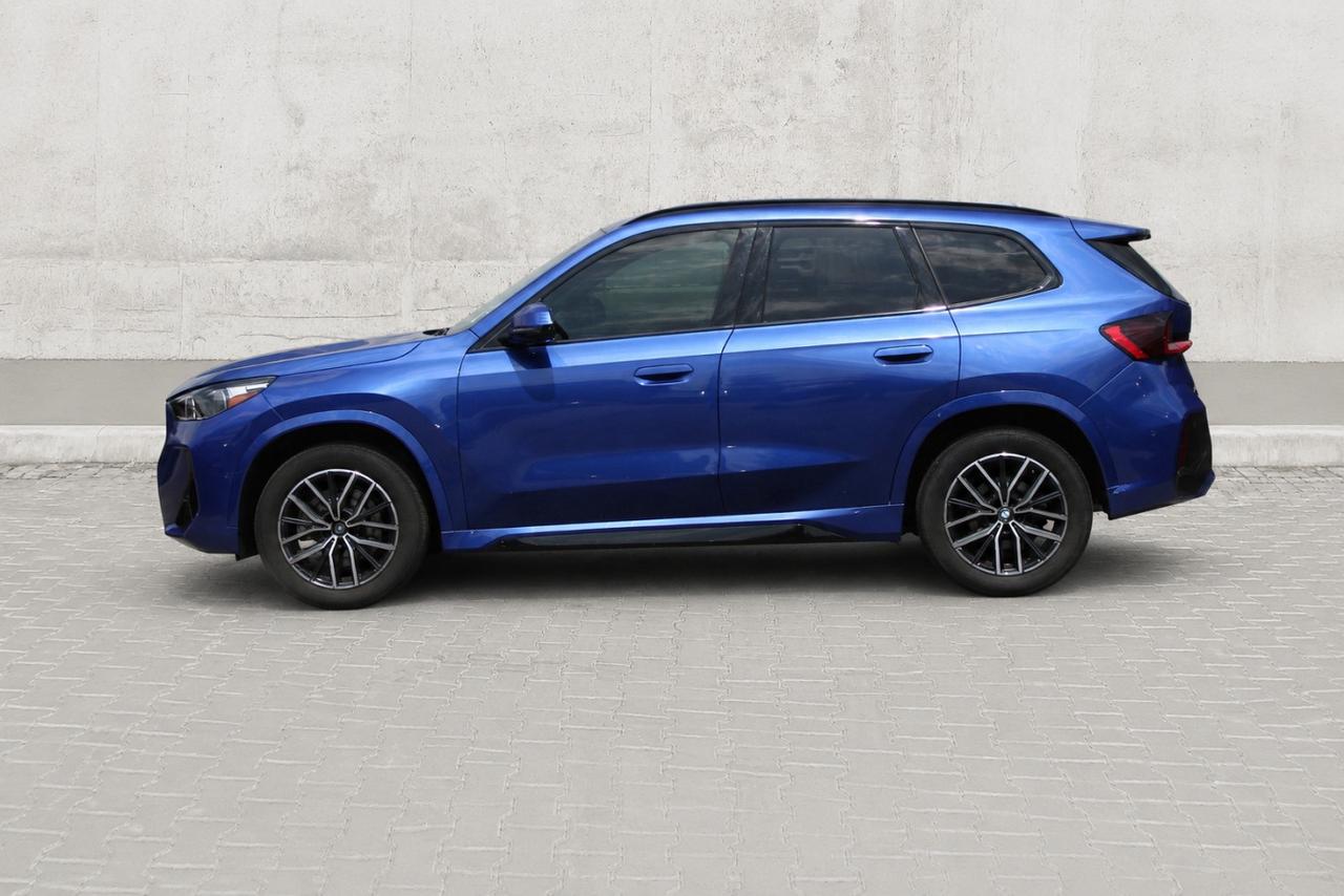 2023 BMW X1 Spot  Gps Moonroof BkpCam HtdSeats ParkingSensors Photo