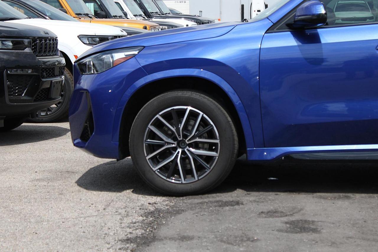 2023 BMW X1 Spot  Gps Moonroof BkpCam HtdSeats ParkingSensors Photo