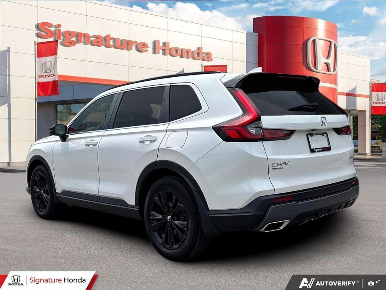 2024 Honda CR-V Hybrid Touring Photo