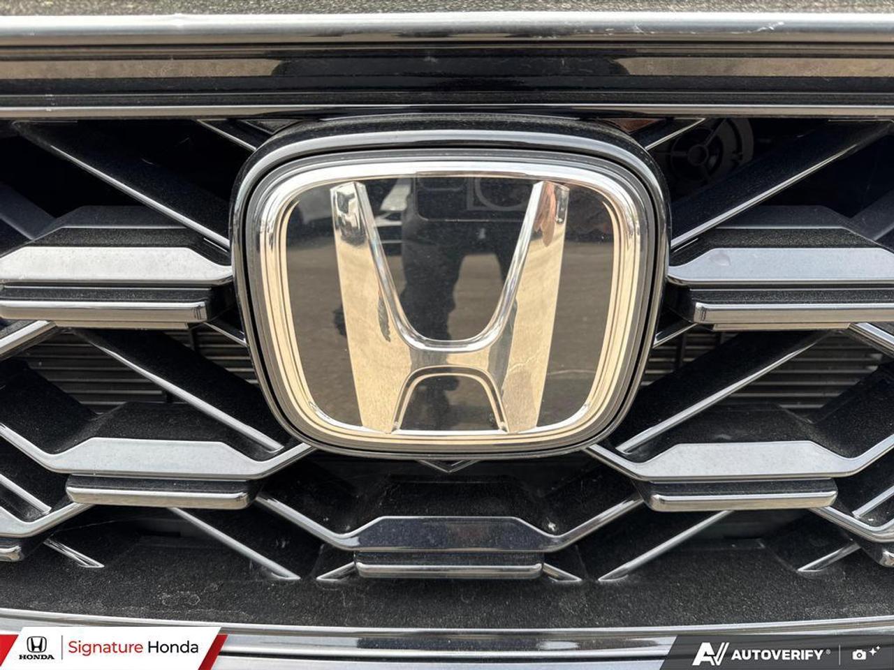 2024 Honda CR-V Hybrid Touring Photo